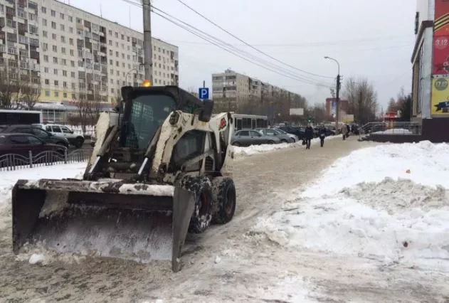 Уборка снега в Ленинградской области