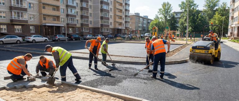 Асфальтирование дворов под ключ